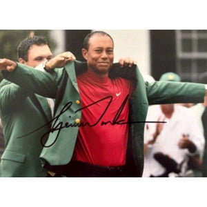 Tiger Woods 5x7 photograph signed with proof