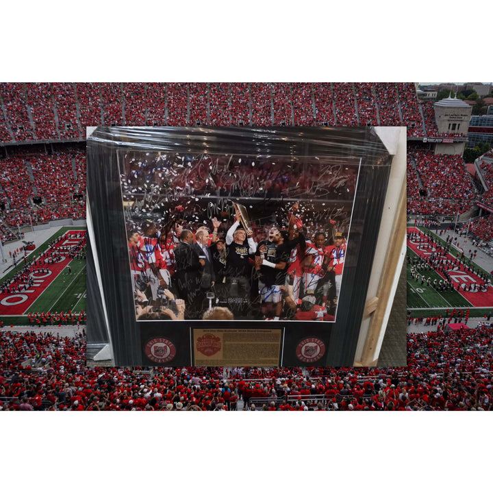 Ohio State Buckeyes Ezekiel Elliott National Championship team 16 by 20 photo framed signed