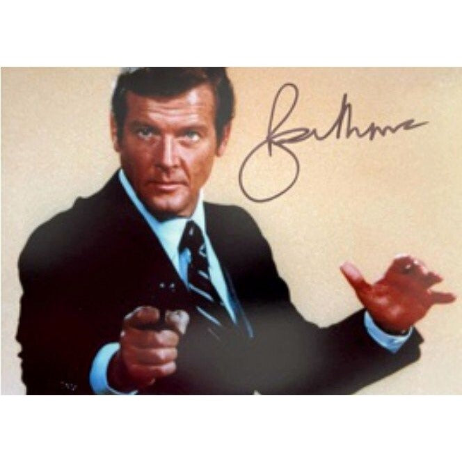 Roger Moore James Bond 007 5 x 7 photo signed with proof