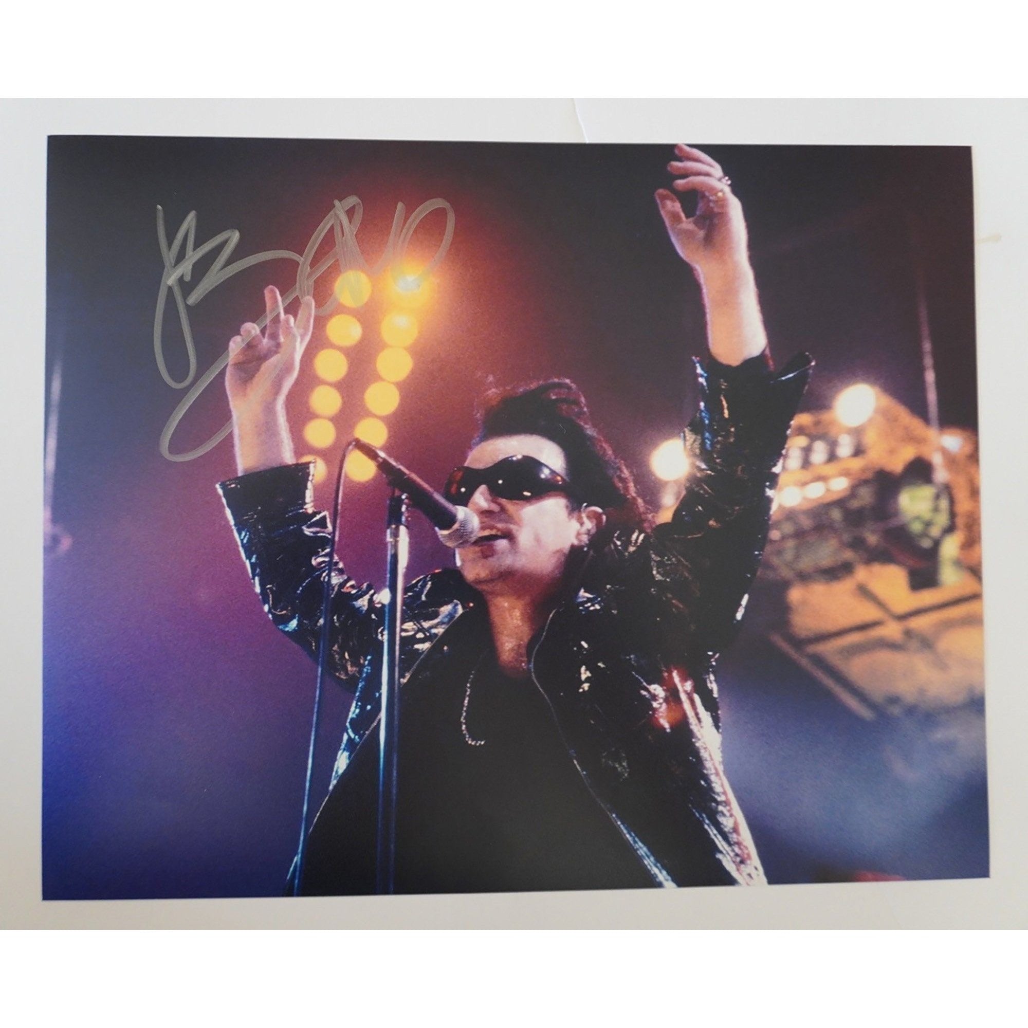 Bono Paul Hewson of U2 signed 8 x 10 photo with proof