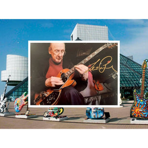 Les Paul 5 x 7 photo signed with proof