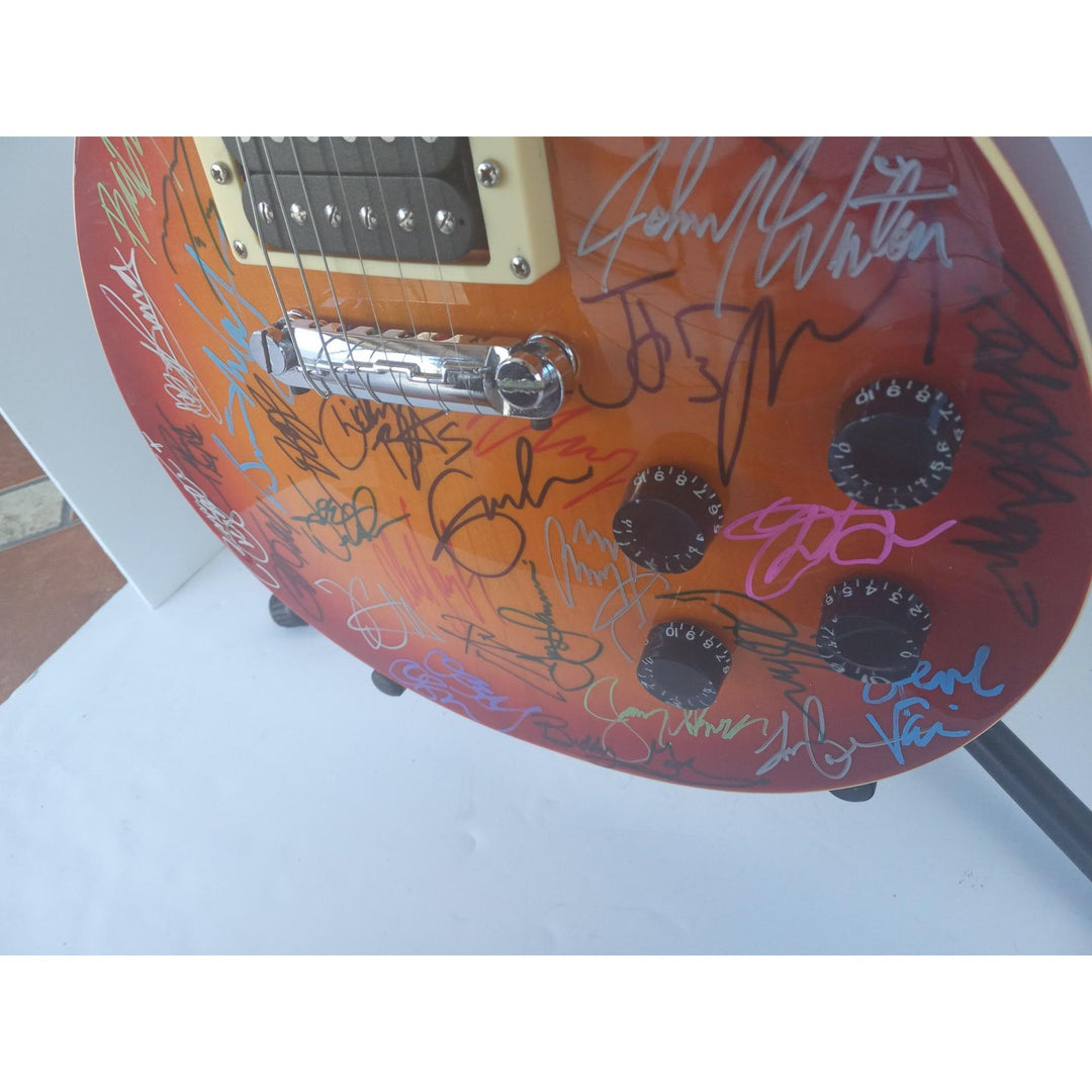 Gibson Maestro Les Paul electric guitar signed by the 30 greatest guitarists of all time Jimmy Page, Eric Clapton, Pete Townshend with proof