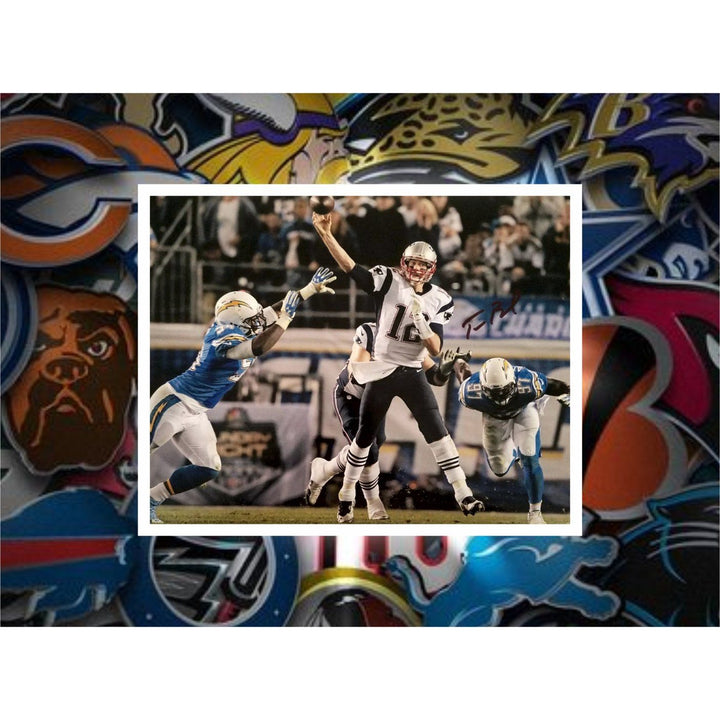 Tom Brady 8x10 photo signed with proof