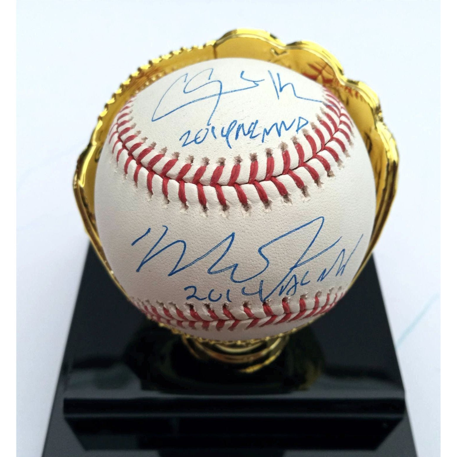 Mike Trout Clayton Kershaw sign and inscribed MLB baseball with proof