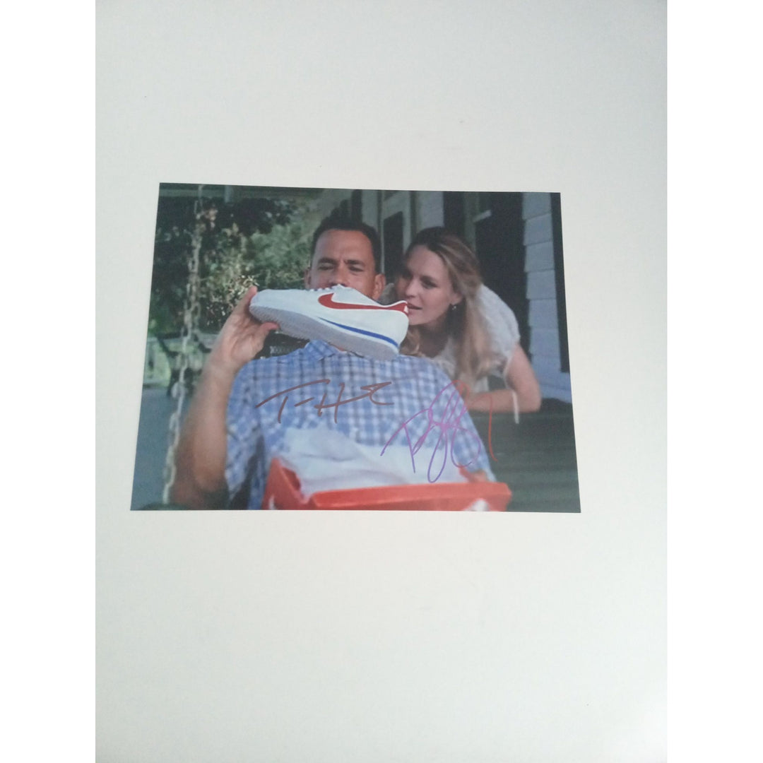 Tom Hanks Forrest Gump 8 x 10 sign photo with proof - Awesome Artifacts 