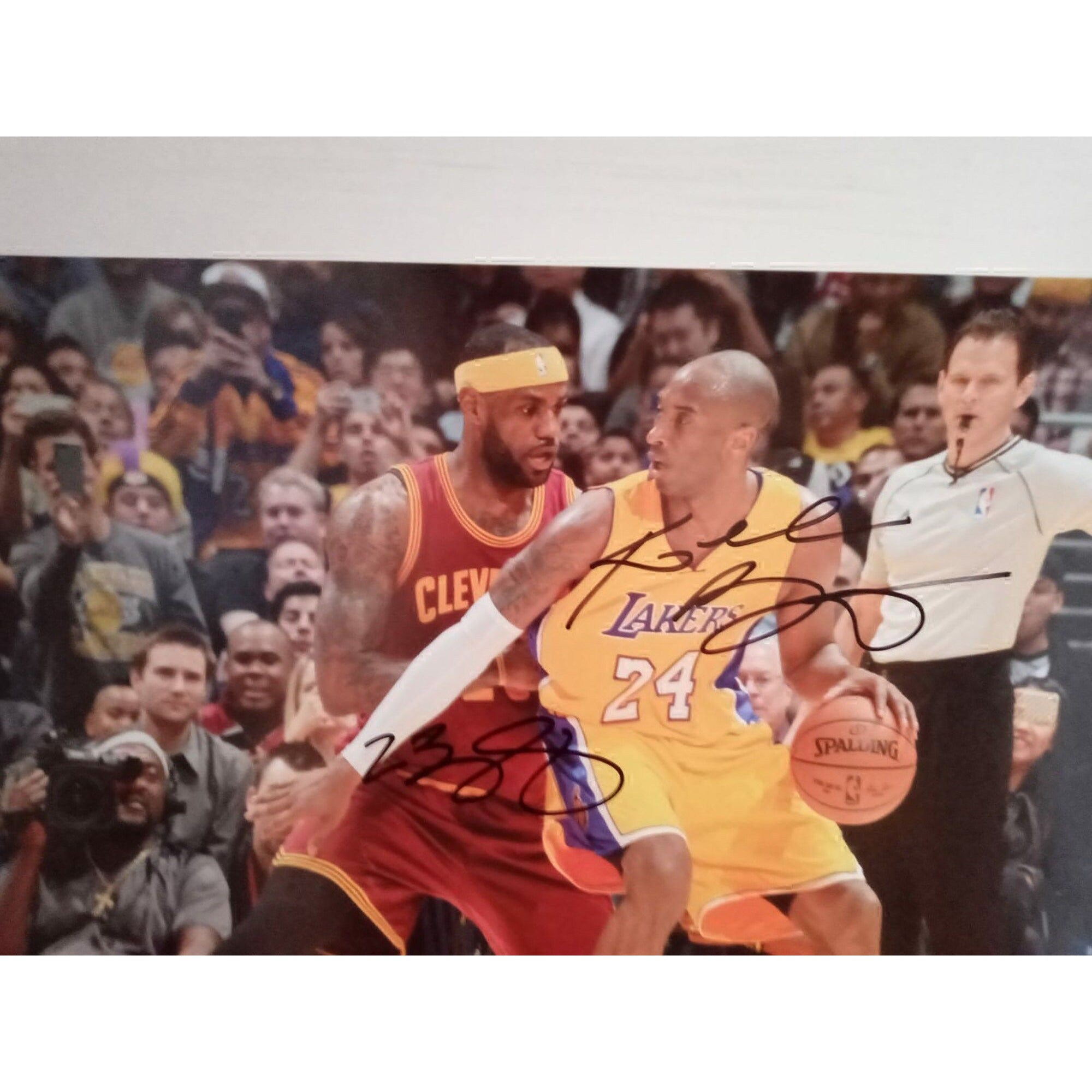 Kobe Bryant and LeBron James 16 x 20 photo signed with proof