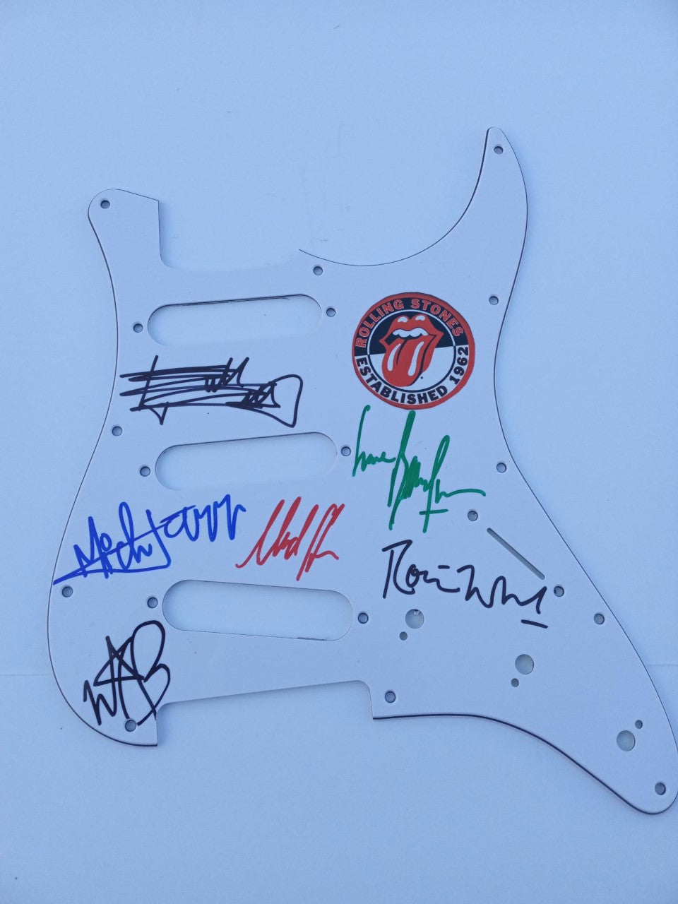 Rolling Stones white pickguard with 6 signatures